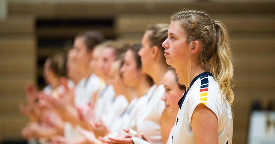 2022 Women's Volleyball Season Review